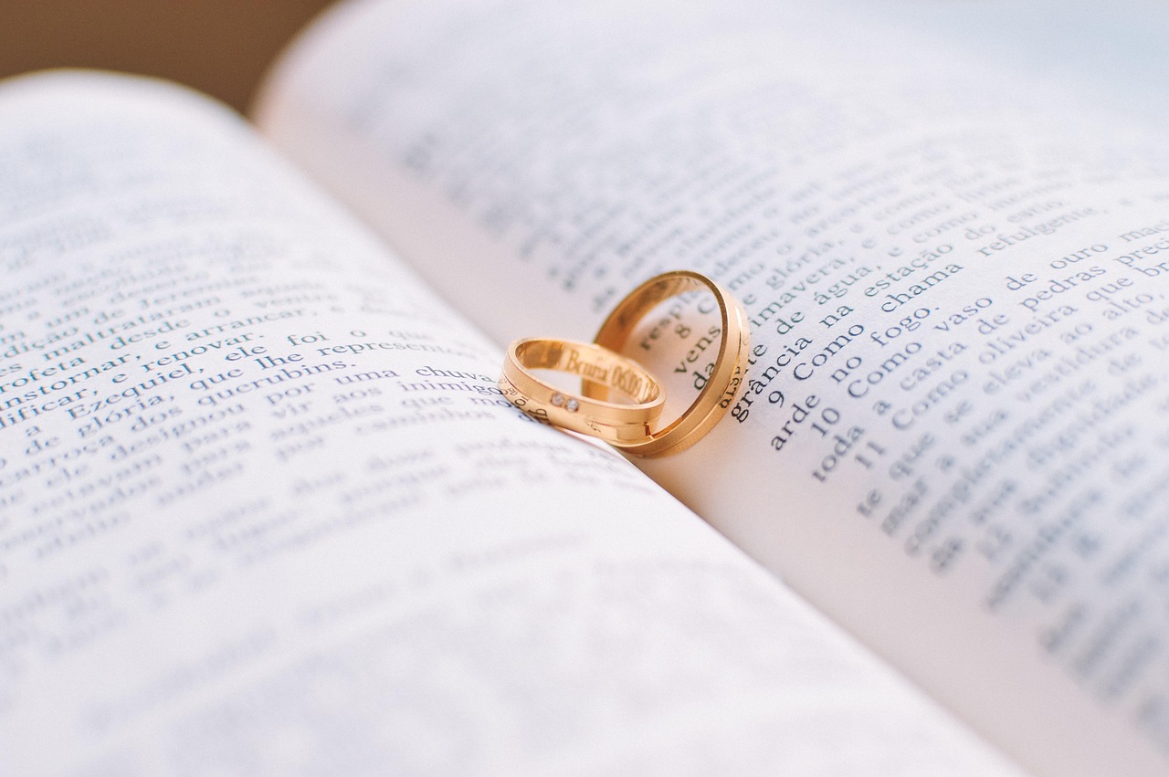 看護師が転職後に結婚を考える際のポイントは？
